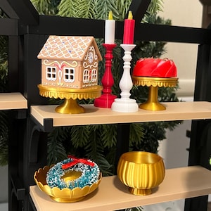 Miniature Pedestal Stand Set – 1:6 Scale 3D Printed Display Risers | Miniverse Dollhouse Serving Ware & Decor