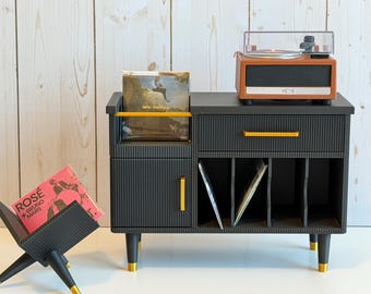 1:6 Scale Record Player Stand for MiniVerse & Mini Brands