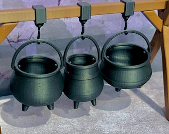 Miniature Cauldron Set: Halloween Diorama, Miniverse Compatible (3D Printed)