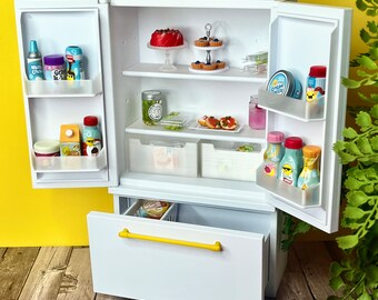 1: 6 Miniverse Kompatibler Kühlschrank | Komplett mit detailliertem Innenleben | Anpassbare Griffe