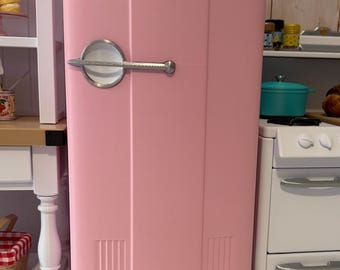 Retro Refrigerator | 1:6 Scale Miniature Fridge for Fashion Dolls | Mid Century Dollhouse Kitchen Furniture