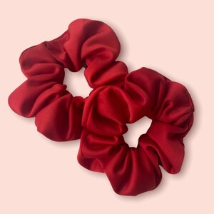 RED SCRUNCH