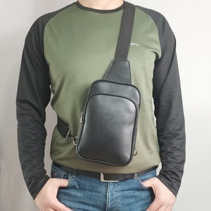 small chest bag for men