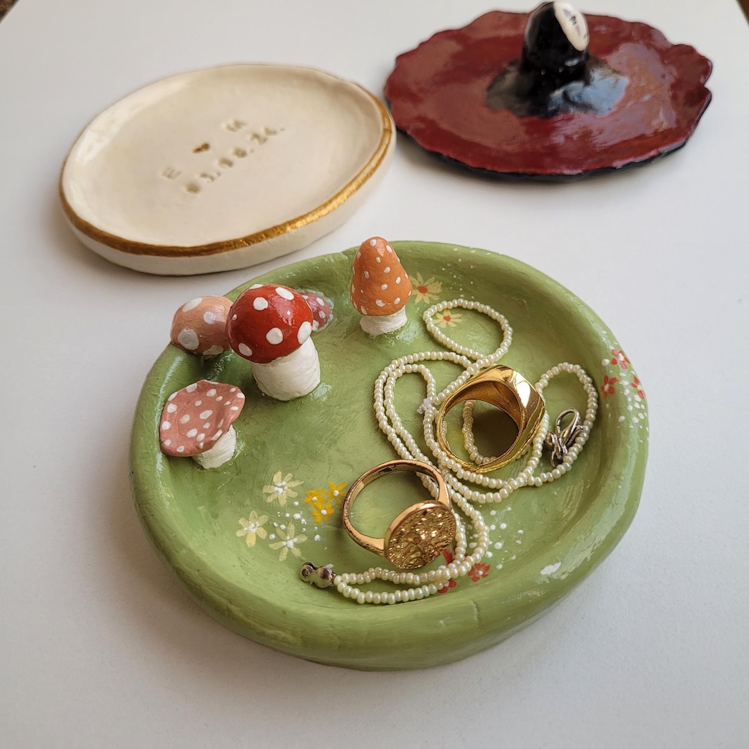 Mushroom Clay Dish - Mushroom Jewelry Tray Painted Ceramic Plate