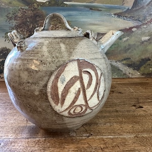 Studio Pottery | Teapot | Sarah Jane Weiss | Earthenware | Abstract