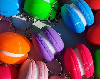 3D Printed Macaron Clicker Keychain: Kawaii Fidget Toy