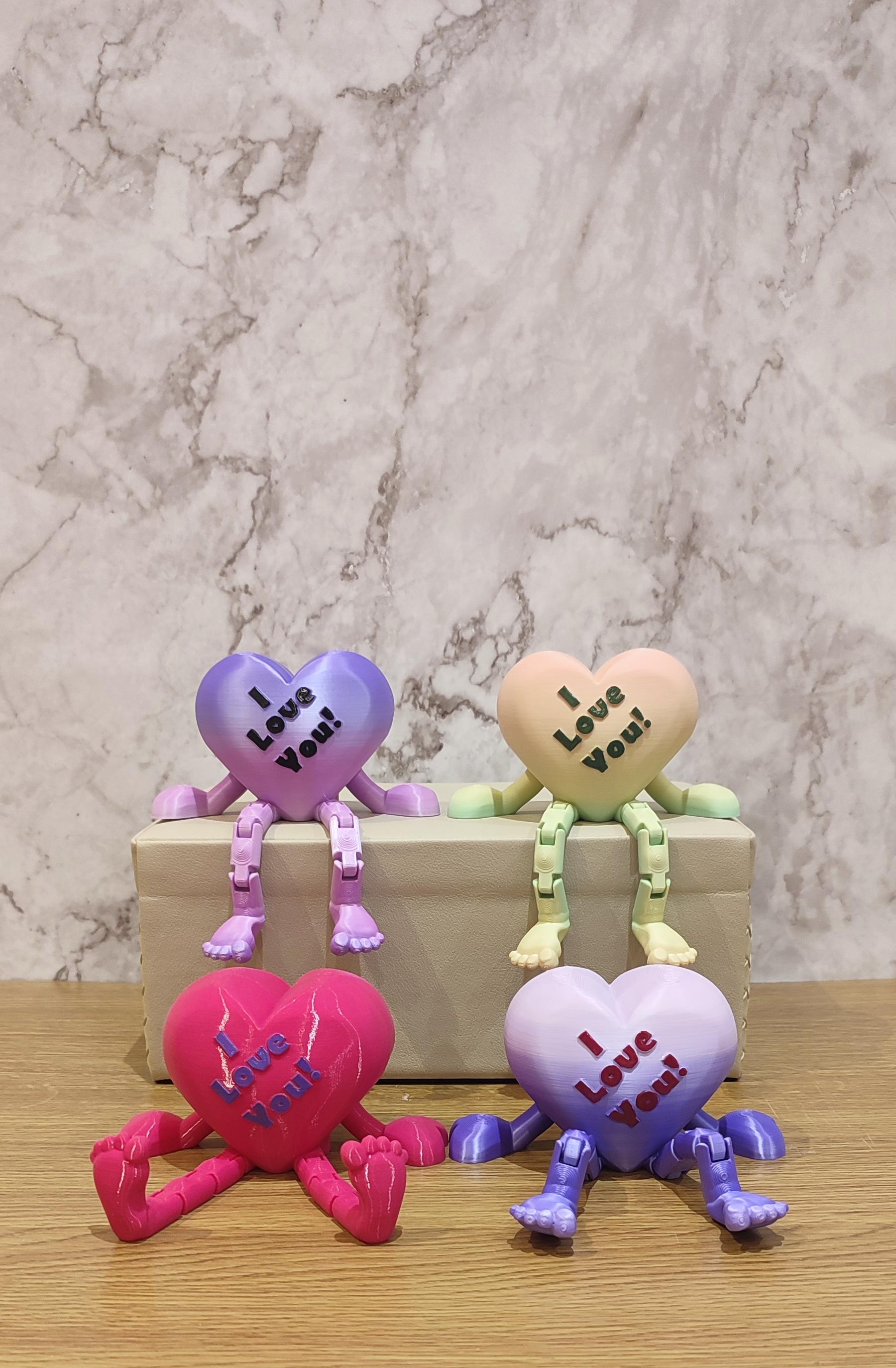 3D Printed Heart With Dangling Legs: Valentine's Day Desk Decor - Etsy