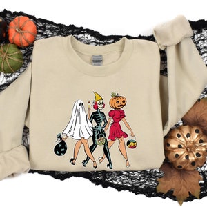 Ghoul Gang Sweatshirt, Halloween Horror Movie Lover,Ghouls Shirt, Sanderson Sister Shirt,Scary Family Clothing,Vampire Women Tee