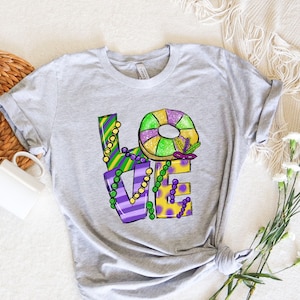 Love Mardi Gras ,Mardi Gras Shirt, T-Shirt ,Mardi Gras Shirt ,Fat Tuesday Shirt New Orleans T-Shirt Mardi Gras Parade Shirt