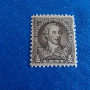 RARE! 1932  George Washington 1/2cent stamp.   MNH  OG