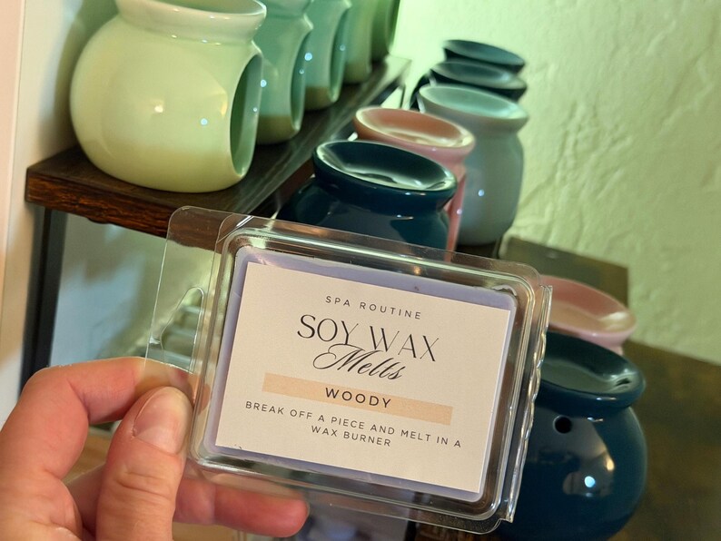 Ceramic wax melters in assorted colors, decorative wax burners for cozy home