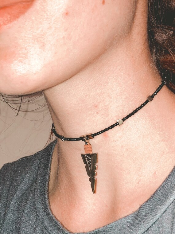 Arrow choker necklace sale
