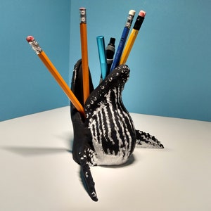 Humpback Whale Pen Holder / Small Pot (STL File)