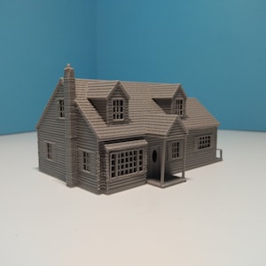 N Scale House &#39;The Centerpoint&#39; - 3D Printed - Model Train or Diorama