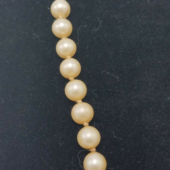 Vintage Crown Trifari Faux Pearl Bead Necklace - image 3