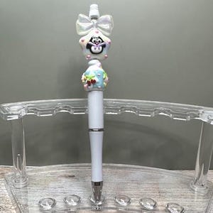 Cute Custom Beaded Pen, hand painting beads, bow, pinguine star, Handmade Beadable Pens