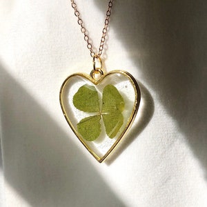 REAL fourleaf clover necklace, lucky clover necklace, good luck gift, clover necklace, botanical necklace, botanical jewelry heart