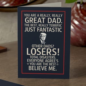 Lustige Trump Vatertagskarte von Kindern - Urige MAGA Karte für Papa - Politischer Humor Grußbild - Geschenk von Sohn oder Tochter
