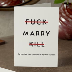Divertente biglietto di congratulazioni per il matrimonio di lei o di lui / Biglietto di fidanzamento ispirato al gioco F Marry Kill / Biglietto 5x7 con busta