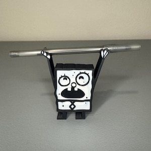 Uchwyt na ołówki Doodlebob – zabawny organizer na długopisy 3D, nostalgiczny dodatek na biurko z kreskówkową grafiką, wyjątkowy prezent dekoracyjny do biura dla niego lub dla niej