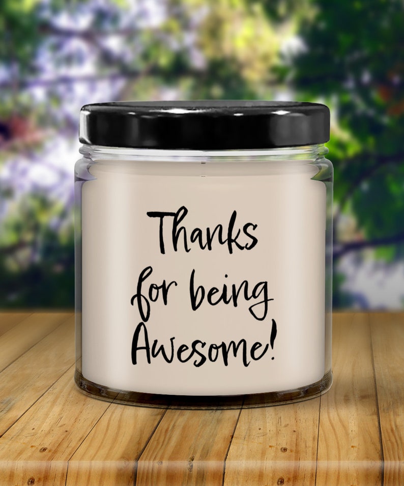 Świeca Thanks for Being Awesome 9 uncji | Świeca na prezent, Zapachowa świeca sojowa, Prezent pełen znaczenia, Świeca odlewana ręcznie, Organiczne rękodzieło, Dekoracja świec zdjęcie 3