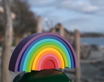 Rainbow silicone montessori toy