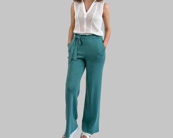 Ruffled Waist Knit Trousers