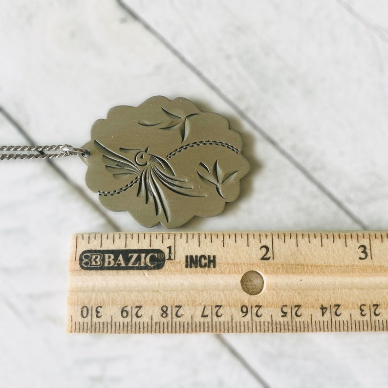 Vintage Pewter Etched Bird Necklace Pendant Scalloped Oval 24 Etsy