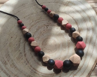 Collier allaitement bois et Silicone portage rouge terracotta et noir