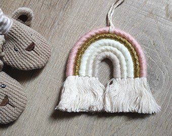 Rainbow macramé to hang room decoration