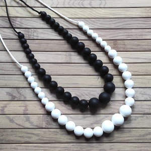 Black silicone nursing necklace