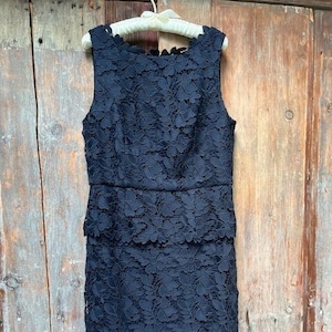 Talbots Navy Lace Sheath Dress Size 10 Mother of the Bride or Wedding Guest
