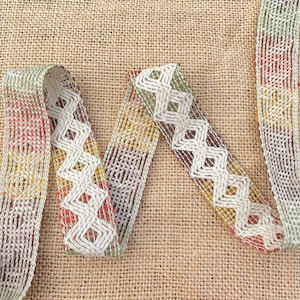 Handgemaakte meerkleurige jutekant Eco-vriendelijke Boho Craft Supply voor doe-het-zelfprojecten, natuurlijk rustiek lint, duurzaam interieuraccent