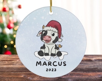 Lindo adorno personalizado de vaca bebé para niños adorno navideño, regalo de adorno 2023 adorno de recuerdo para niños regalo para niños adorno de Navidad para niños