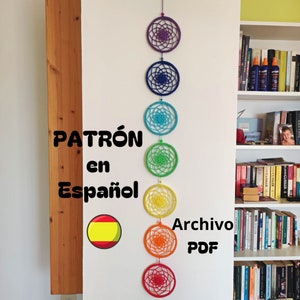 May include: A rainbow dreamcatcher with a Spanish flag and the text "PATRÓN en Español" and "Archivo PDF".