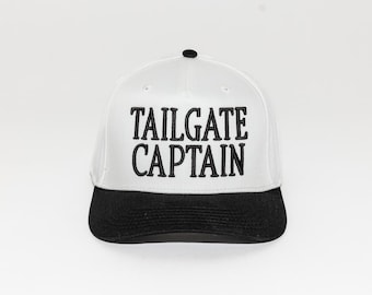 VILAGE gxhvgxpl ouhkzjwb tbdmtwhkkc Cappellino da baseball