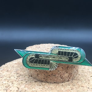 Vintage enamel brooch