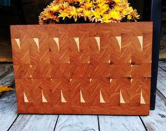 Tabla de cortar de madera de cerezo, veta transversal, regalos para agentes inmobiliarios, ideas para regalos de Navidad, boda, despedida de soltera, veta lateral, ranuras para las manos de carnicero