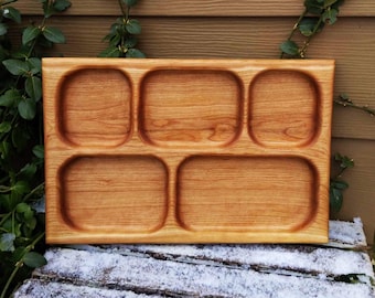 Tabla de madera de cerezo para charcutería, bandeja para comida, plato de madera para la cena, platos no tóxicos, platos con separadores, platos de comida para niños, bandeja de madera para refrigerios.