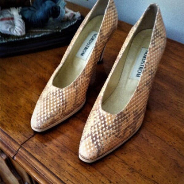 soft leather pumps ladies uk