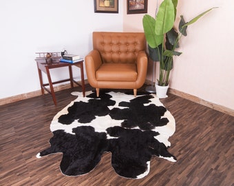 Alfombras de piel de vaca de calidad, 6x5 pies en blanco y negro, alfombra de piel de vaca exótica, cabello natural genuino para una pieza de declaración de decoración del hogar contemporáneo