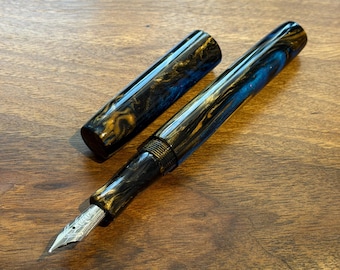 Handmade 'Tanager' Fountain Pen, luxury ink pen collection