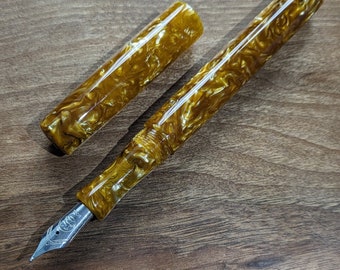 Handmade Retro Gold Parker material Fountain Pen