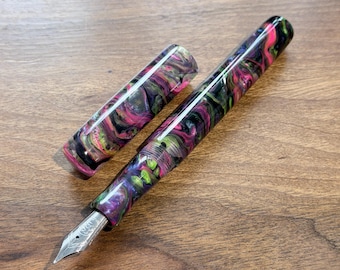 Pluma estilográfica 'Warpdrive' hecha a mano, pluma de colección de lujo