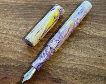Handgemaakte 'Assume Nothing'-vulpen, luxe inktpen
