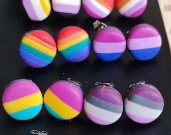 Abbraccia la diversità: pacchetto di 4 orecchini - Collezione LGBT Pride - Arcobaleno, Gay, Lesbica, Bi, Trans, Non binario