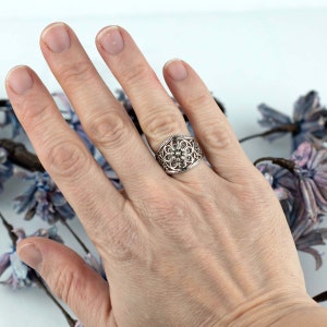 Sterling Silver Filigree Lace Women Dainty Ring, Flower Detailed Cocktail Ring image 9
