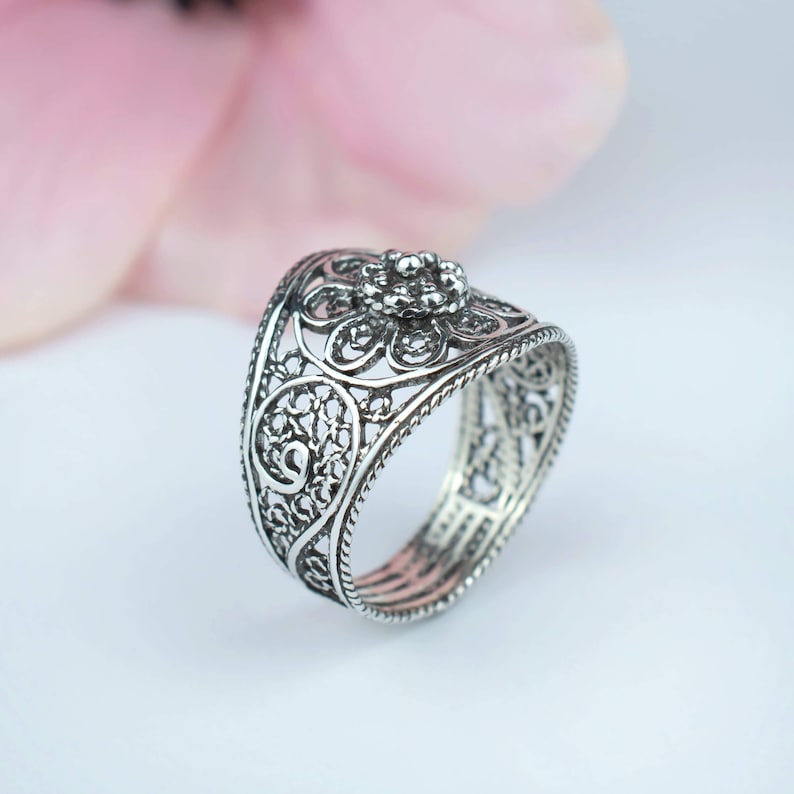 Sterling Silver Filigree Lace Women Dainty Ring, Flower Detailed Cocktail Ring image 5
