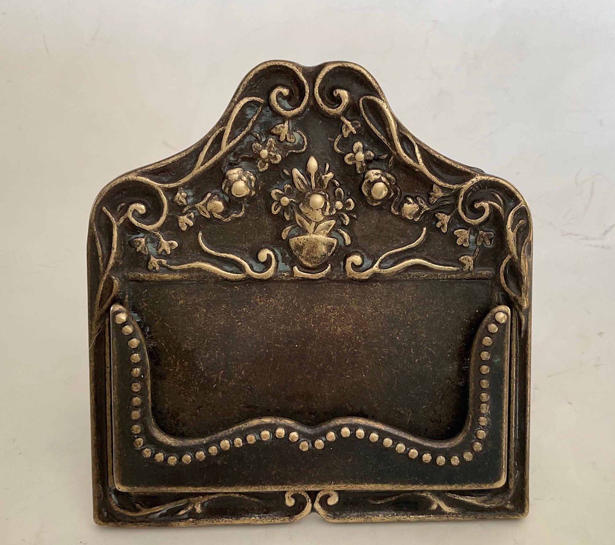 vintage business card holder dispenser display ornate brass art nouveau