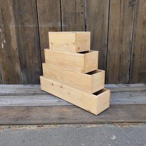 Jardinière rectangulaire en cèdre traditionnel à paroi droite de 7 po. | Cèdre rouge de l'ouest massif